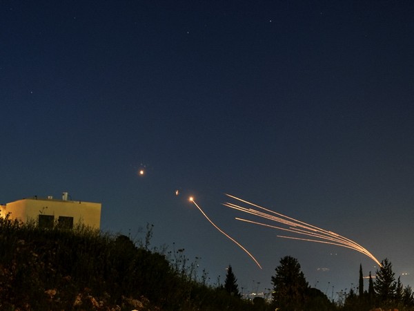 Israel's Iron Dome anti-missile system intercepts rockets launched from Lebanon towards Israel over the Israeli Lebanese border (Photo/Reuters)