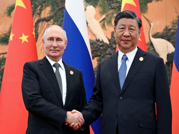Russian President Vladimir Putin with Chinese President Xi Jinping (File Photo/Reuters)