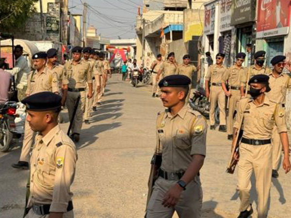Himachal Pradesh police personnel on poll duty (Photo/Himachal Pradesh)