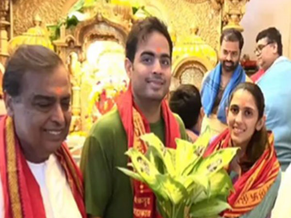 Mukesh Ambani with Akash Ambani, Shloka Mehta (Image source/ANI) 