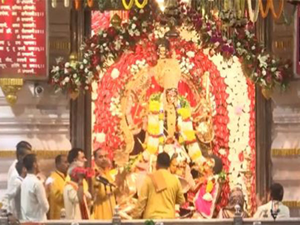 Morning Aarti being performed on the seventh day of Navratri at Chhattarpur Temple (Photo/ANI)