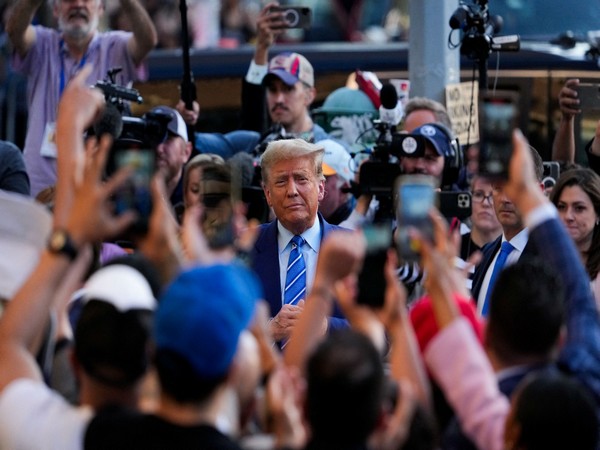 Former US President Donald Trump, in the Harlem section of New York (Photo/Reuters)