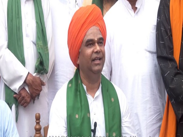 Lingayat Seer Fakir Dingalishwar Swami (Photo/ANI)