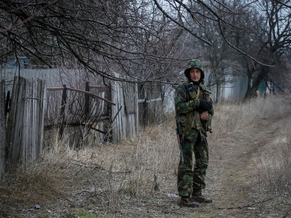 Ukrainians on frontline expect worst (Photo credits: Reuters)