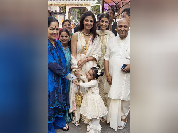Shilpa Shetty Kundra, Sunanda Shetty, Samisha (Image Source: ANI)