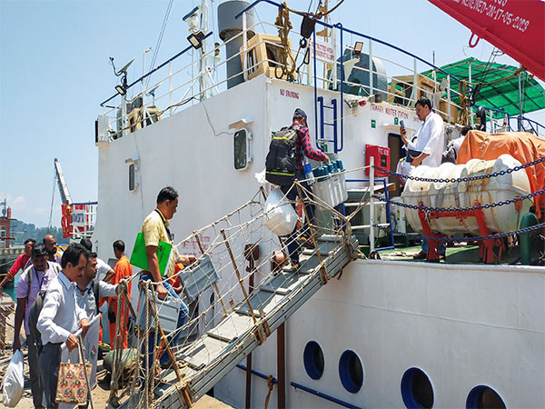 Polling material being sent to Andaman and Nicobar Islands ahead of first phase of LS polls (ANI Photo)