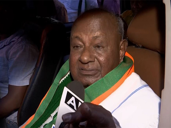 JD (S) Chief Gowda (Image/ANI)