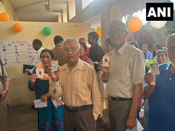 Uttarakhand Chief Electoral Officer BVRCC Purushottam casts vote in Dehradun. (Photo/ANI)