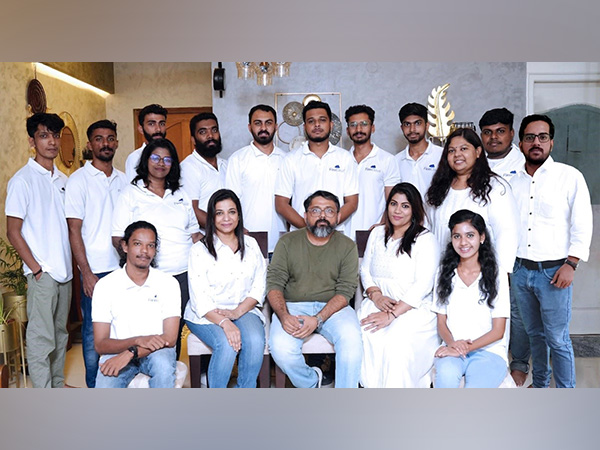 Anooja Bashir (CEO & Co-founder), Vinod Chacko (Founder), Binu Mathew (CFO) along with the team