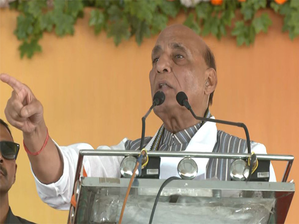 Defence Minister Rajnath Singh in Malda, West bengal (Photo/ANI)