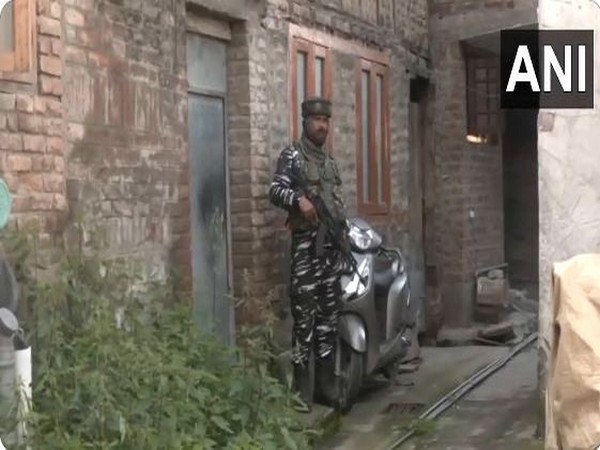 NIA conducts raids at nine locations in Srinagar in terror case (Photo/ANI)