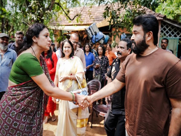 Mohanlal with Shobana (Image source: X)