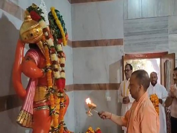 Uttar Pradesh CM Yogi Adityanath offers prayers on Hanuman Jayanti  (Photo/ANI)