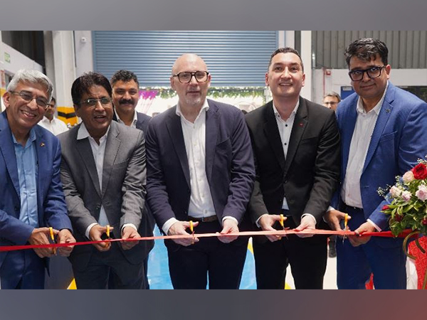 L-R Rajesh Nath MD VDMA(IN), Sandeep Chaudhary MD Huf (IN),Shantanu Pande Director HR, Dirk Fischer COO Huf Group, Nuna Bogdan CTO Huf Group, Yaser Shaikh Director TCI