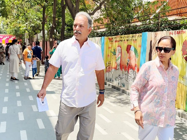 Madan Lal arriving to vote. (Photo- ANI)