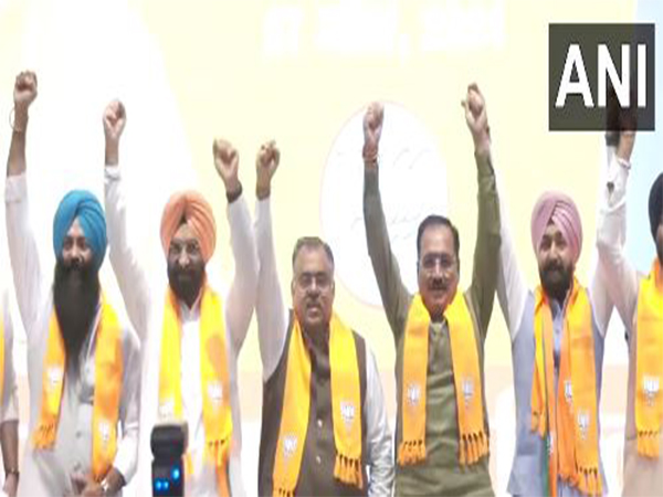 Several people from Sikh community joins BJP in Delhi (Photo/ANI)