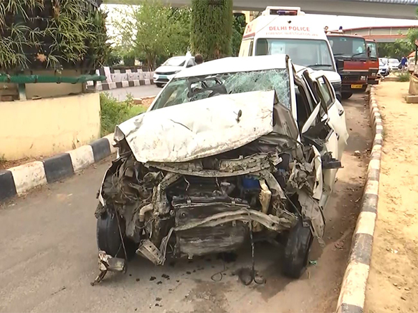 A speeding Jaguar hit a cab in Delhi's Dhaula Kuan (Photo/ANI)
