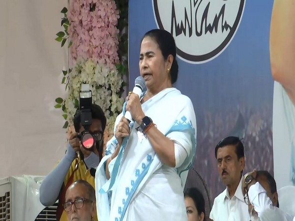 West Bengal CM Mamata Banerjee at Maldah Uttar (Photo/ANI)