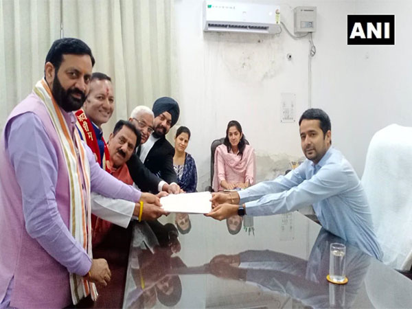 BJP candidate from Kurukshetra, Naveen Jindal files nomination (Photo/ANI)