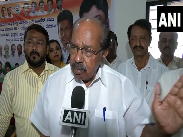 Former Union Minister and senior Congress leader Veerappa Moily. (Photo/ANI)
