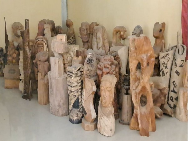 Around 100 sculptures crafted in Tripura decorate PM's constituency (Photo/ANI)
