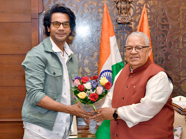 Actor Rajkummar Rao with Rajasthan Governor Kalraj Mishra at Raj Bhavan in Jaipur. (Photo source: Raj Bhavan)