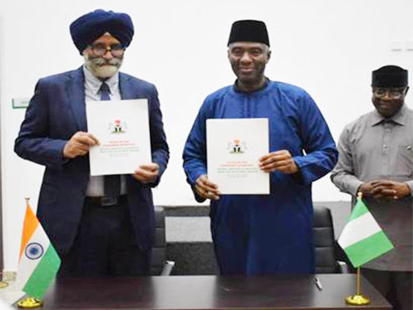 Additional Secretary, DoC, Amardeep Singh Bhatia and Permanent Secretary, Nigeria's Federal MoITI, Ambassador Nura Abba Rimi (Photo/PIB)
