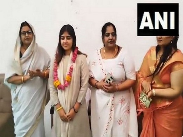 Akhilesh Yadav's daughter, Aditi Yadav actively campaigning for party (Photo/ANI)