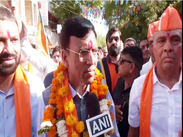 BJP candidate Mansukh Mandaviya (Photo/ANI)