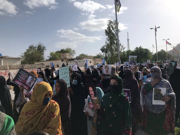 People hold rally in Khuzdar against enforced disappearances  (Image Credit: X/@BYCKHUZ)