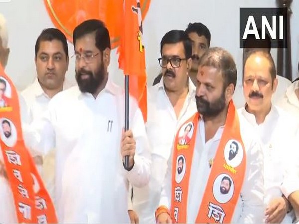 Shiv Sena (UBT) Nashik district chief joins Shiv Sena led by CM Shinde (Photo/ANI)
