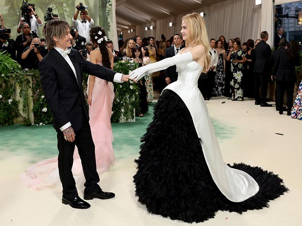 Keith Urban, Nicole Kidman at Met Gala 2024 (Image source: Instagram/metgalaofficial_)