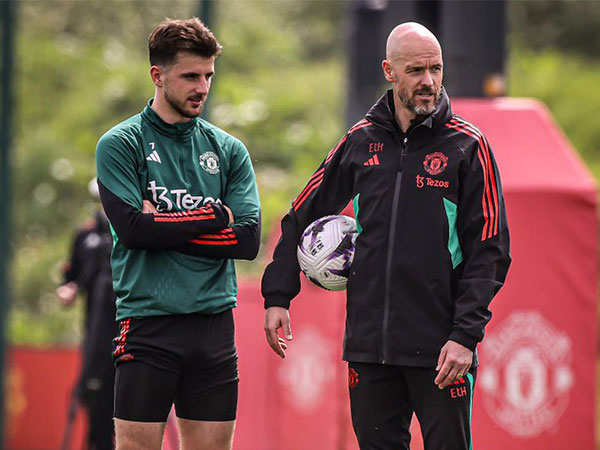 Mason Mount (left) and Erik Ten Hag (right) (Photo: Manchester United/X)