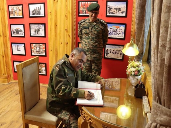 Army Chief Gen Manoj Pande reviews security situation along LAC in Ladakh (Photo/ANI)