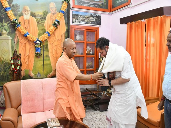 Uttar Pradesh CM Yogi visits Gorakhnath Temple, performs pooja (Photo/ANI)