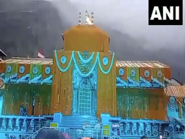 Badrinath Dham decked up with flowers (Photo/ANI) 