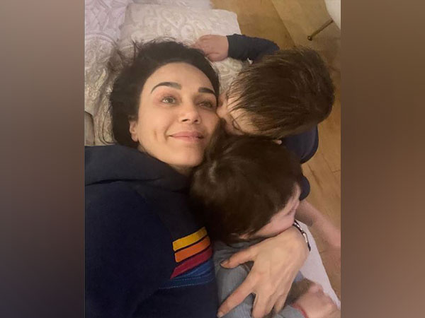 Actor Preity Zinta and her kids (Image source: Instagram)