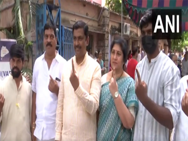 BJP' Muralidhar Rao, family cast votes at polling booth in Hyderabad (Image/ANI)