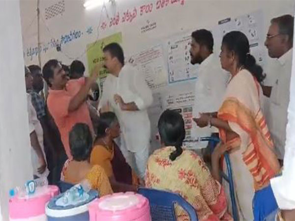 YSRCP MLA slaps voter at polling booth at Guntur (Photo credit/ X@naralokesh)