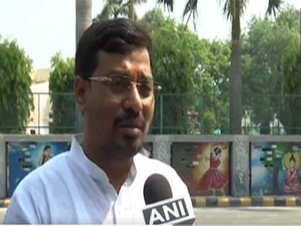 Sanjay Sonkar proposer for PM Modi's nomination (Photo/ANI)