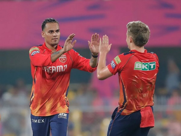 Rahul Chahar and Sam Curran. (Picture: IPL)