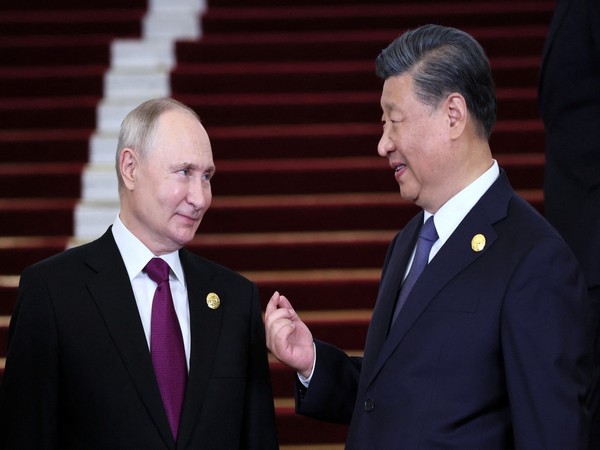 Russian President Vladimir Putin and Chinese President Xi Jinping (Photo credits: Reuters) 