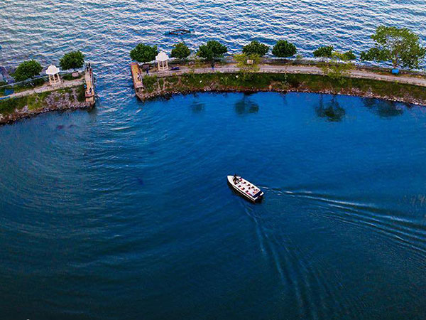 Chilika Lake in Odisha (Photo/X @IndiainNewYorK)