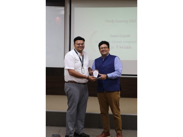 Anand Gujarathi received 