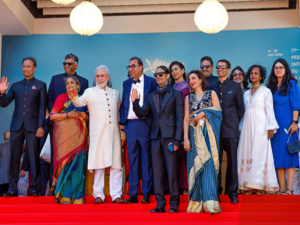 Manthan team at Cannes (Image source: Film Heritage Foundation team)