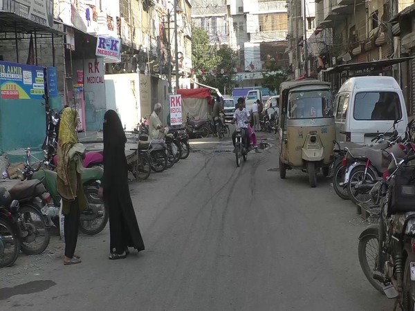 A general view of a street in Karachi, Pakistan (Photo/ANI)