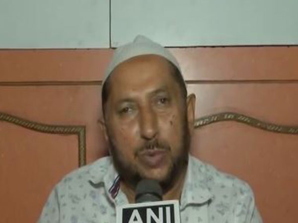 The bullet breezed through the face of Tabrez and touched the shoulder of Farah Khan, said father of victim (Photo/ANI)