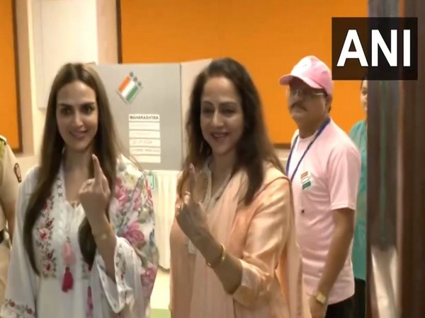 Eesha Deol, Hema Malini (Image source: ANI)