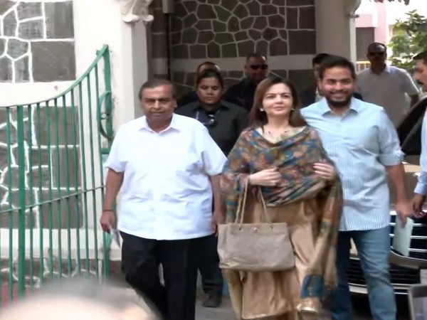 Managing director and chairman Mukesh Ambani with Wife Nita Ambani and son Akash Ambani (Photo/ANI)