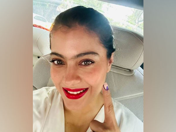 Kajol (image source: instagram/kajol)